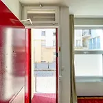 Urban Flat 198 - Townhouse Basfroi