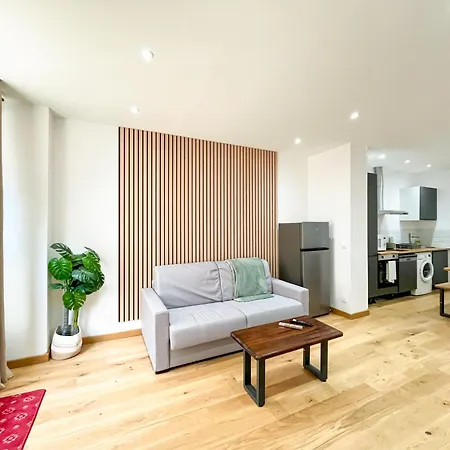 Urban Flat 198 - Townhouse Basfroi * Parigi