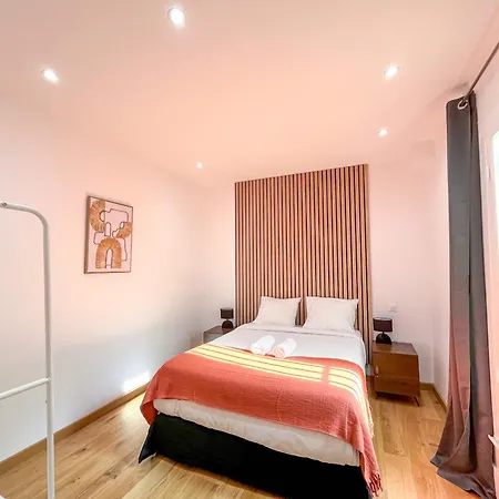 Urban Flat 198 - Townhouse Basfroi * Paris