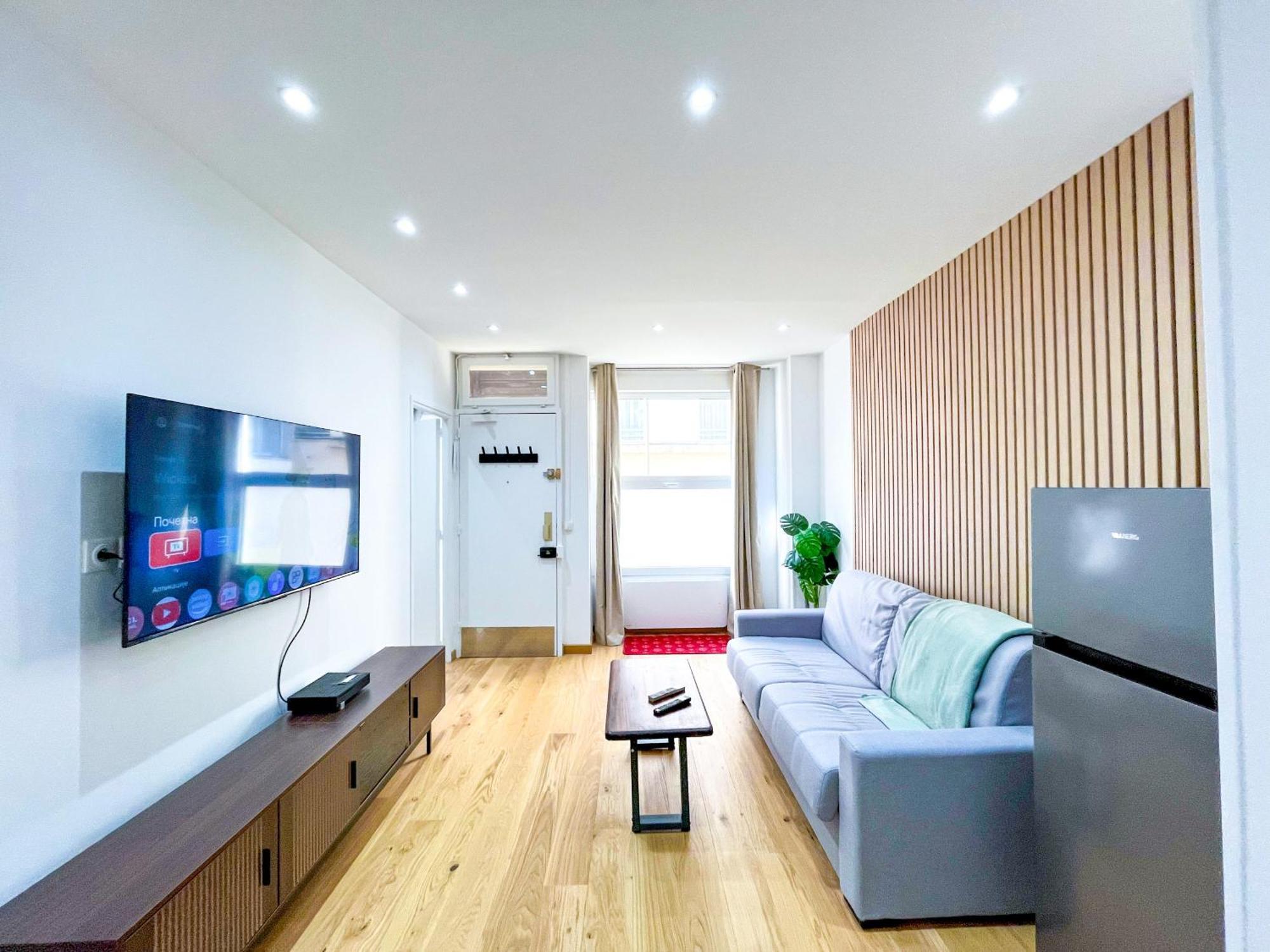 Urban Flat 198 - Townhouse Basfroi Apartment *